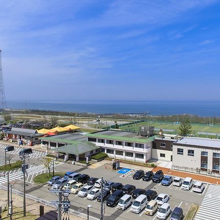 Uchinadamachi Cycling Terminal Hotell Exteriör bild